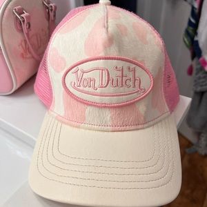 VON DUTCH pink & white cow-print pony hair trucker hat